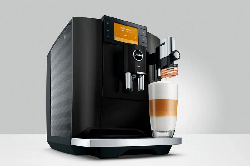 JURA Kaffeevollautomat E8