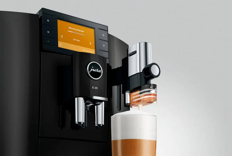 JURA Kaffeevollautomat E8