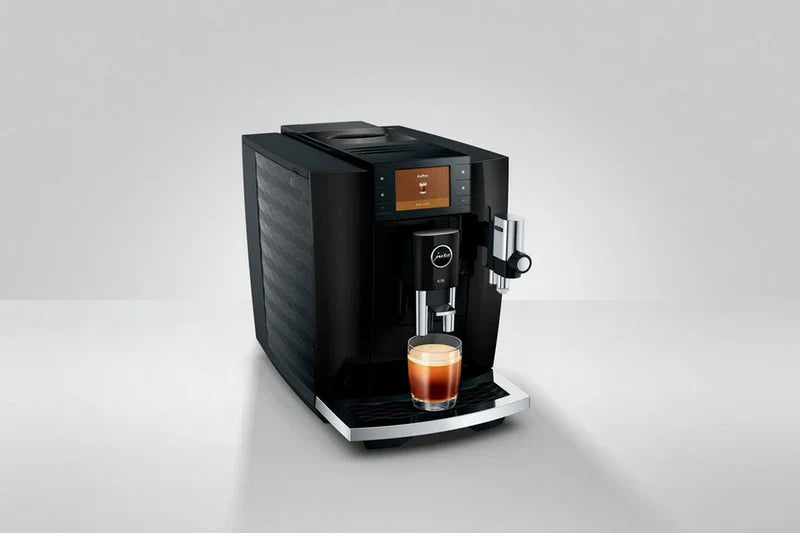 JURA Kaffeevollautomat E8